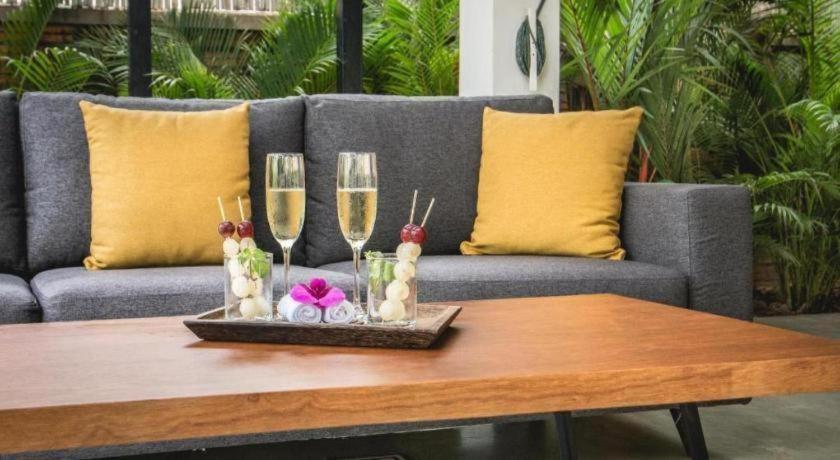 Mulberry Hotel Сием Реап Екстериор снимка